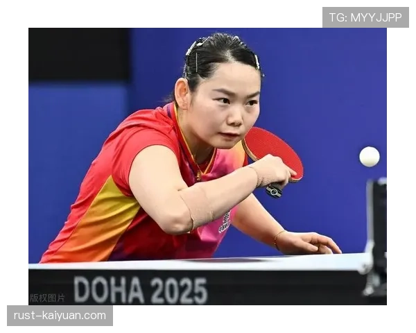 何卓佳这日常居然比比赛还严谨，感觉她生活在别人看不到的世界里